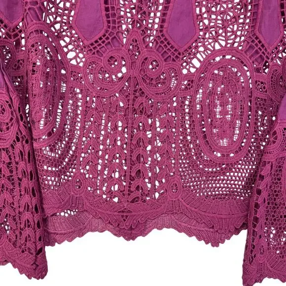 CHLOE OLIVER Anthropologie Lace Embroidered Bell Sleeve Blouse Size Small - Picture 8 of 9